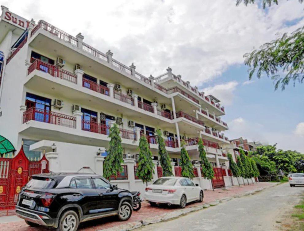 Hotel Sun Haven Greater Noida Exterior foto