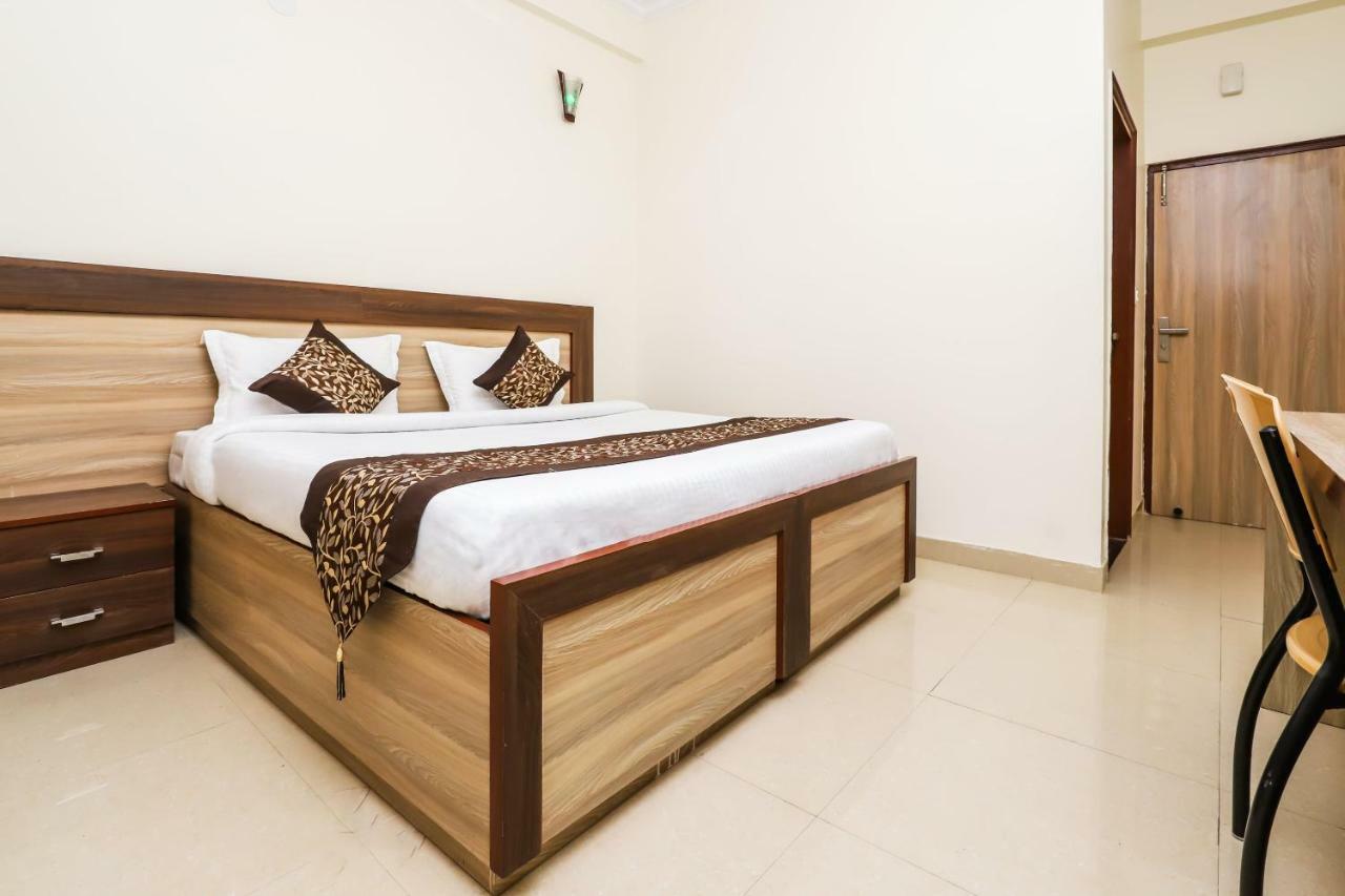 Hotel Sun Haven Greater Noida Zimmer foto